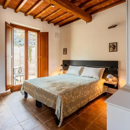 Tenuta La Farneta Apartment *